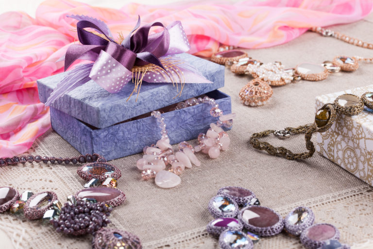 10 Last Minute Christmas Gifts For Your Wife
